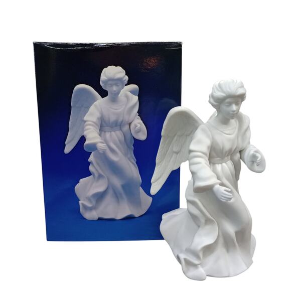 AVON Nativity Collectibles Standing Angel Figurine 1987 With Box White Porcelain - Picture 2 of 10